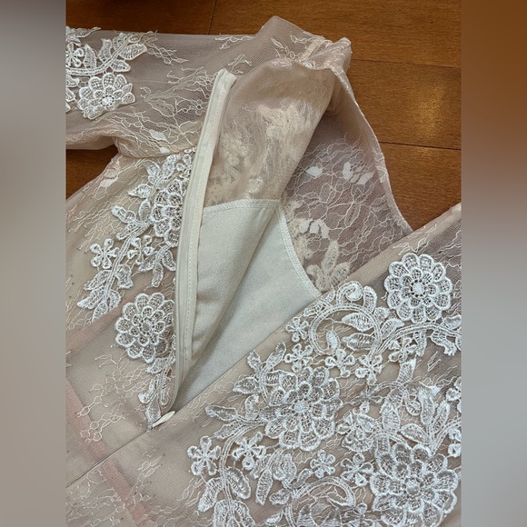 Adorable Floral Appliqué Dress! - Picture 5 of 5